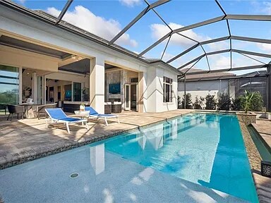 22228 St Barts Ln in Estero, FL - Foto de edificio - Building Photo
