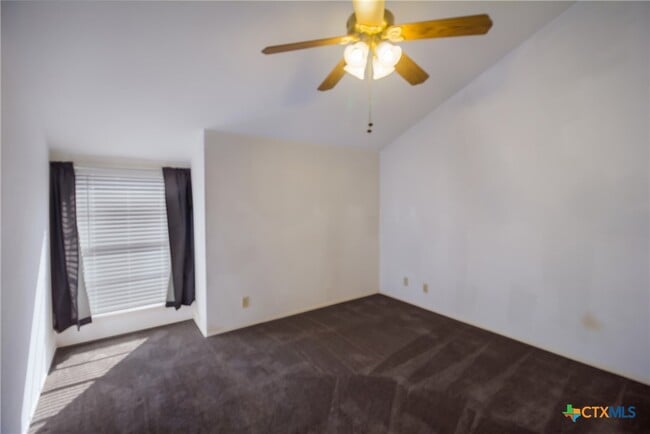 1101 Parkview Dr in Canyon Lake, TX - Building Photo - Building Photo