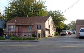 2678 Rio Linda Blvd in Sacramento, CA - Foto de edificio - Building Photo