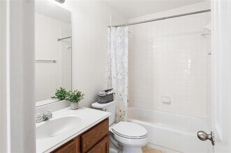 1315 Nathan Dollar Ln in Irving, TX - Building Photo - Building Photo