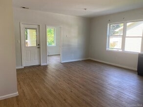 56 Clark St in Monroe, NY - Building Photo - Building Photo