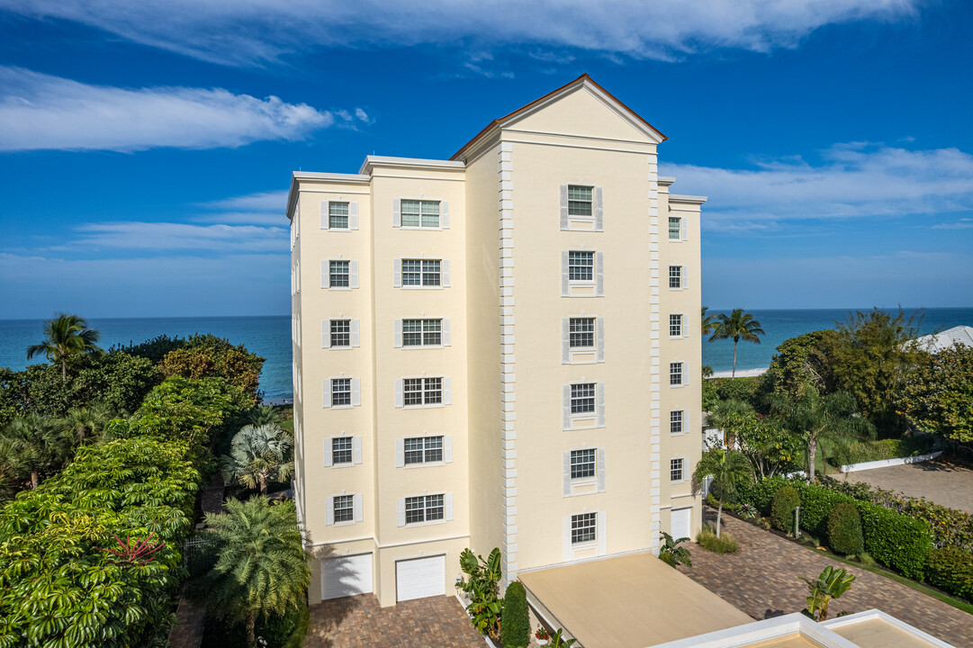 Sea House in Naples, FL - Building Photo