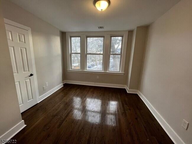 44 Clifford St in East Orange, NJ - Foto de edificio