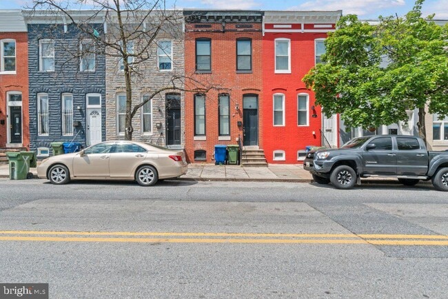 property at 226 S Patterson Park Ave