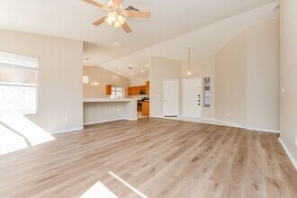 607 Park Landing Ct in North Las Vegas, NV - Building Photo - Building Photo