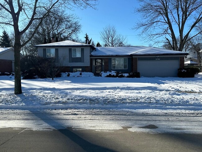 property at 2184 Cumberland Dr