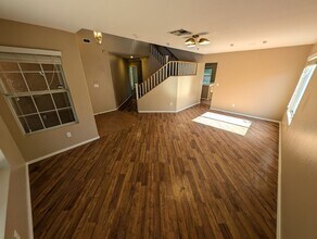 10108 Oakmoor Pl in Las Vegas, NV - Building Photo - Building Photo