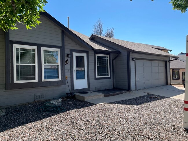 835 Tammany Dr in Colorado Springs, CO - Building Photo - Building Photo