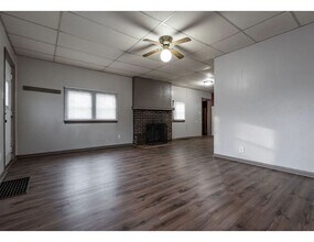 1213 Gohres St in La crosse, WI - Building Photo - Building Photo