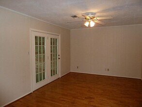 9122 Western Dr in Houston, TX - Building Photo - Building Photo
