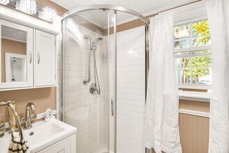 107 Mt Vernon St in Dover, NH - Building Photo - Building Photo