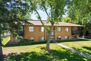 Cedar Wood Apartments in Red Deer, AB - Building Photo