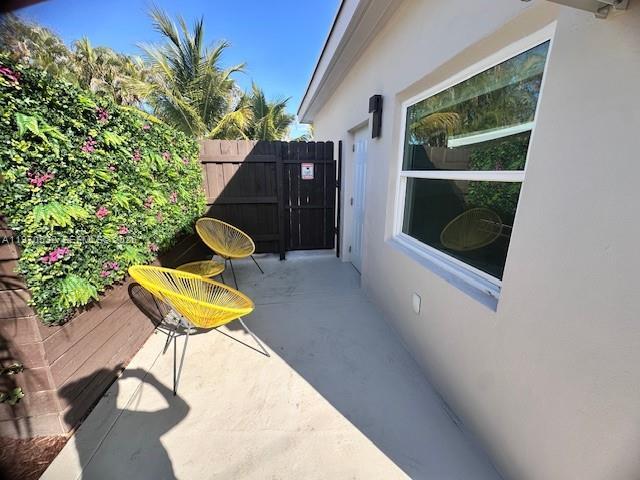 1634 Fletcher St in Hollywood, FL - Building Photo - Building Photo