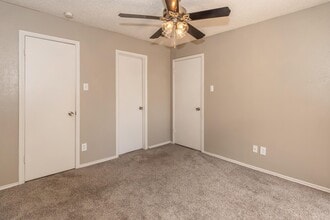 District West in Lubbock, TX - Building Photo - Building Photo