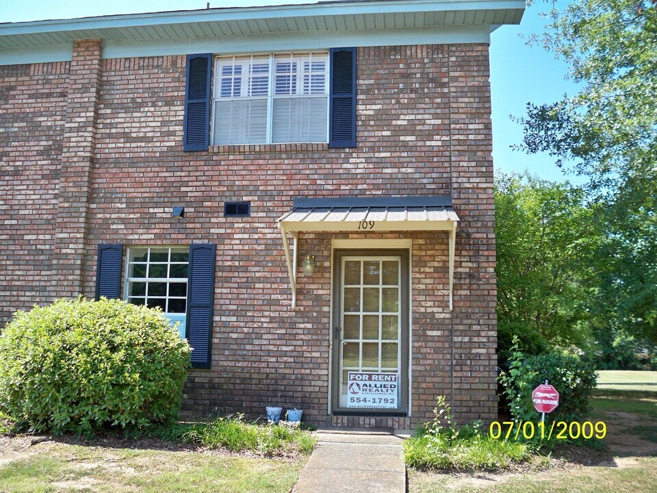 109 22nd St N in Tuscaloosa, AL - Building Photo