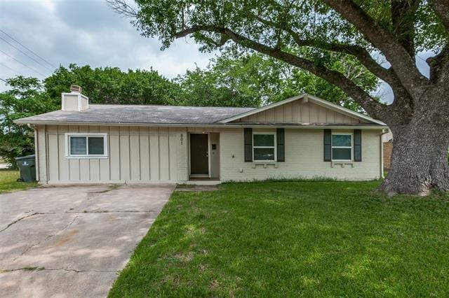 property at 801 N Shore Dr