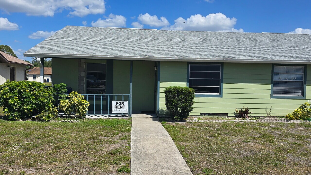 4109 79th St W in Bradenton, FL - Building Photo