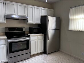 1801 Courtyard Way in Naples, FL - Building Photo - Building Photo