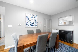 536 Grand St in Hoboken, NJ - Building Photo - Building Photo