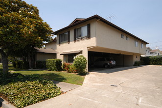 4641 Parkwest Dr in San Jose, CA - Foto de edificio - Building Photo