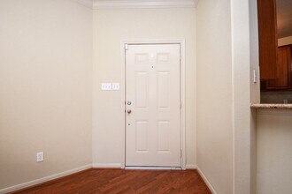 5215 Brinkman Ct in Houston, TX - Building Photo - Building Photo