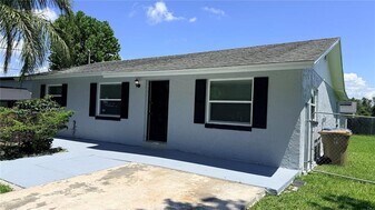 675 Cadillac Blvd in Kissimmee, FL - Building Photo