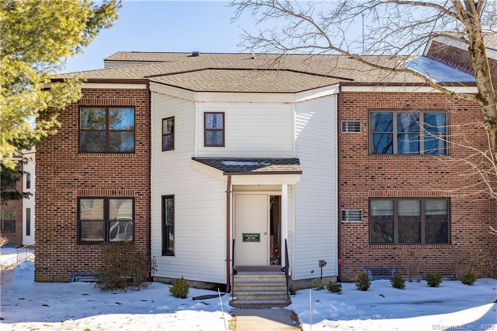 63 Wellington Dr in Farmington, CT - Building Photo