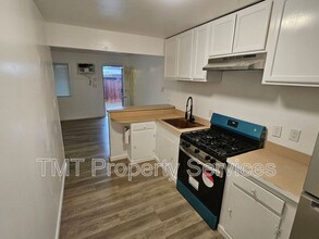 2619 Acacia St in Stockton, CA - Building Photo - Building Photo