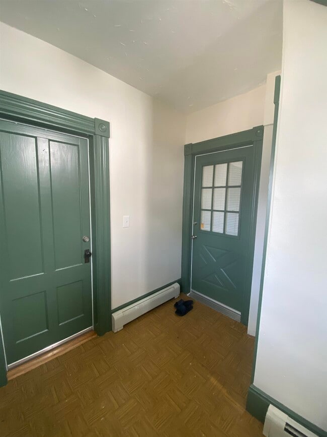 106 Bismark St in Manchester, NH - Building Photo - Building Photo