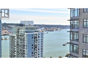 892 Carnarvon St in New Westminster, BC - Building Photo - Building Photo