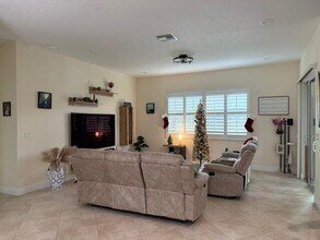 10286 SW Canossa Way in Port St. Lucie, FL - Building Photo - Building Photo