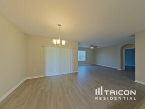 16121 Yelloweyed Dr in Clermont, FL - Building Photo - Building Photo