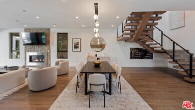836 N Ogden Dr in Los Angeles, CA - Building Photo - Building Photo