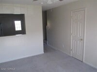 104 Pinegrove Ct photo'