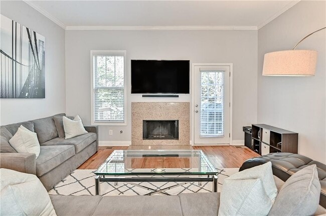 property at 1939 Sterling Oaks Cir NE