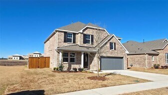 1218 Watercrest St in Forney, TX - Building Photo