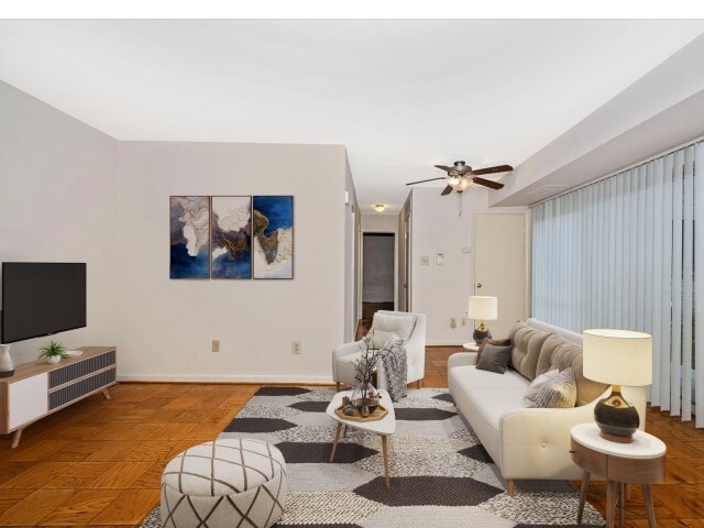 Azalea Apartments in Takoma Park, MD - Foto de edificio - Building Photo