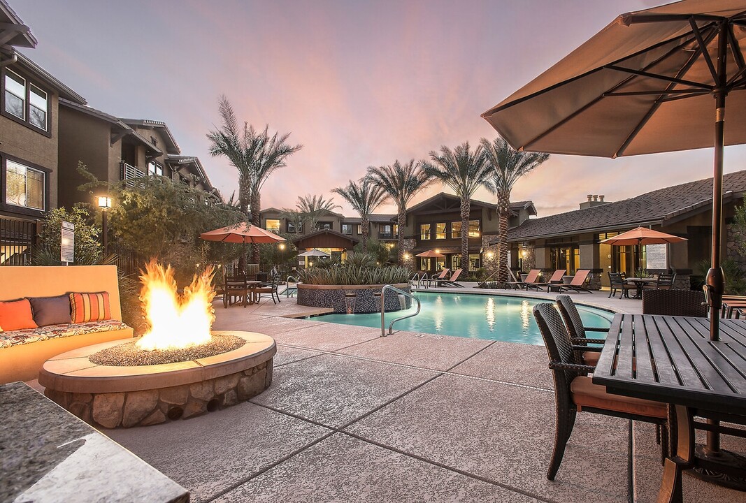 One North Scottsdale Apartments in Scottsdale, AZ - Foto de edificio