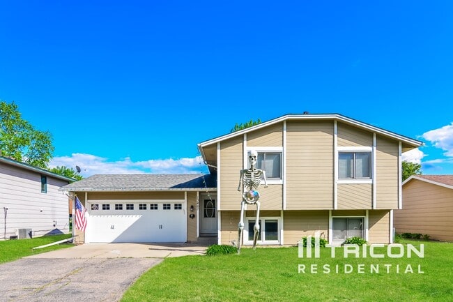 property at 13467 Alabama Ave
