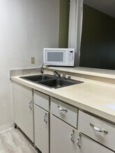 980 Kiely Blvd, Unit 301 in Santa Clara, CA - Building Photo - Building Photo