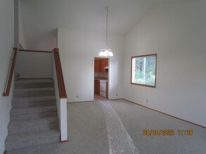 20848 SW Parker Ct in Beaverton, OR - Building Photo - Building Photo