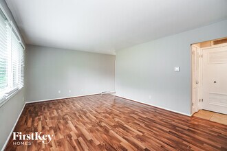 754 Bevis Rd in Columbus, OH - Building Photo - Building Photo