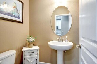 217 Southpark Ct in Martinez, CA - Building Photo - Building Photo