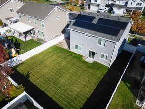 3548 S Clearwater Way in Syracuse, UT - Building Photo - Building Photo