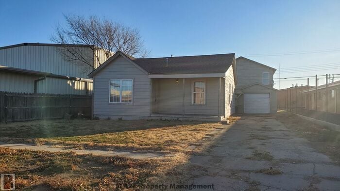 809 S Bryan St in Amarillo, TX - Building Photo