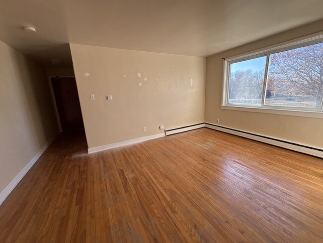 445 Covert St in Oromocto, NB - Building Photo - Building Photo