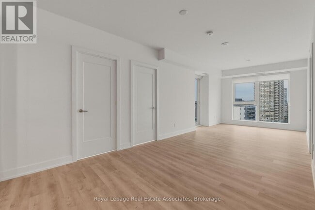 25 Cordova Ave in Toronto, ON - Building Photo - Building Photo