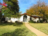 12731 High Meadow Dr in Dallas, TX - Building Photo - Building Photo