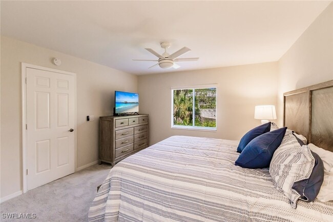 property at 3032 Sandpiper Bay Cir