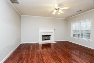 3828 Martingale Dr SE in Conyers, GA - Building Photo - Building Photo